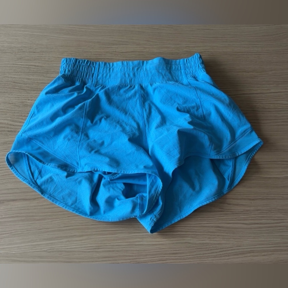 Lululemon Hotty Hot shorts high rise, 2.5”, size 4